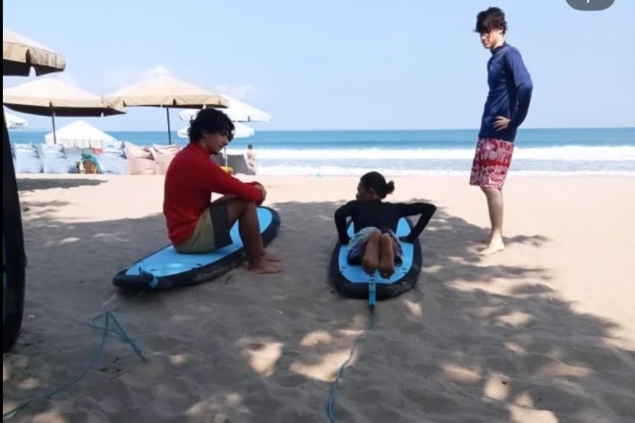 Beginner Surf Course Bali | Surf Lessons Bali | The Deck Surf School Bali | thedecksurfschool.com